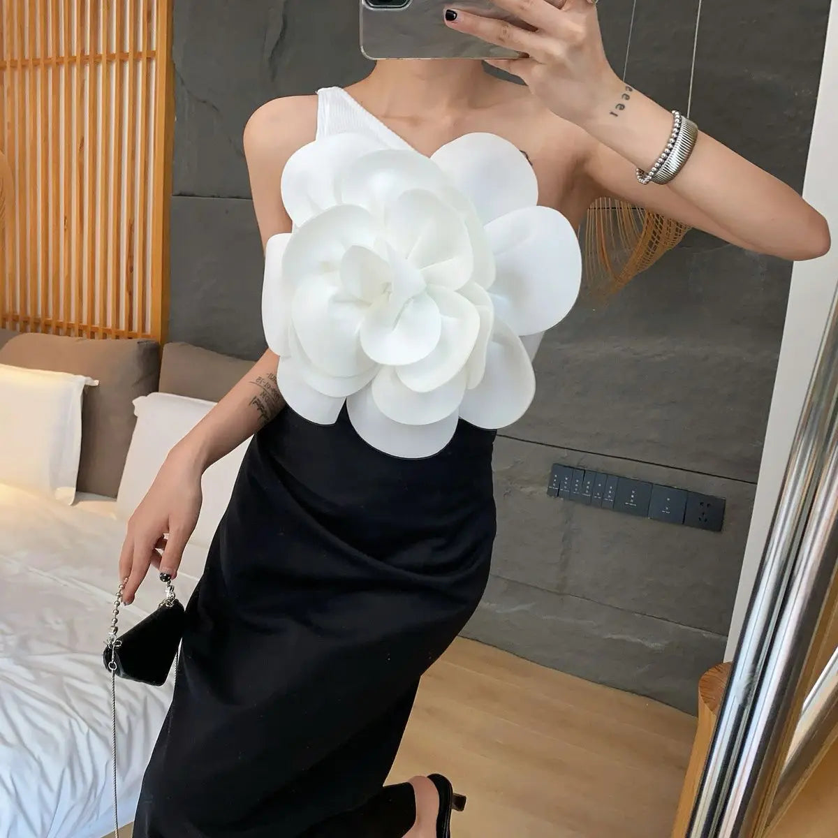 Flower Oblique Collar One Shoulder